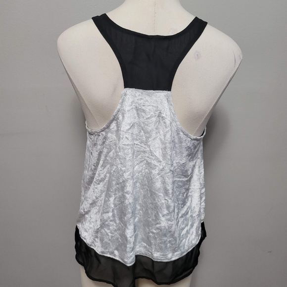 Mudd metallic silver velvet chiffon trim tank size large - Picture 5 of 6